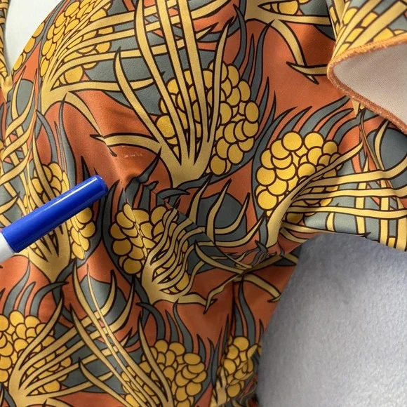 Albion One Piece Swimsuit Womens Medium Brown Orange Floral Tropical Wirefree - Picture 6 of 15